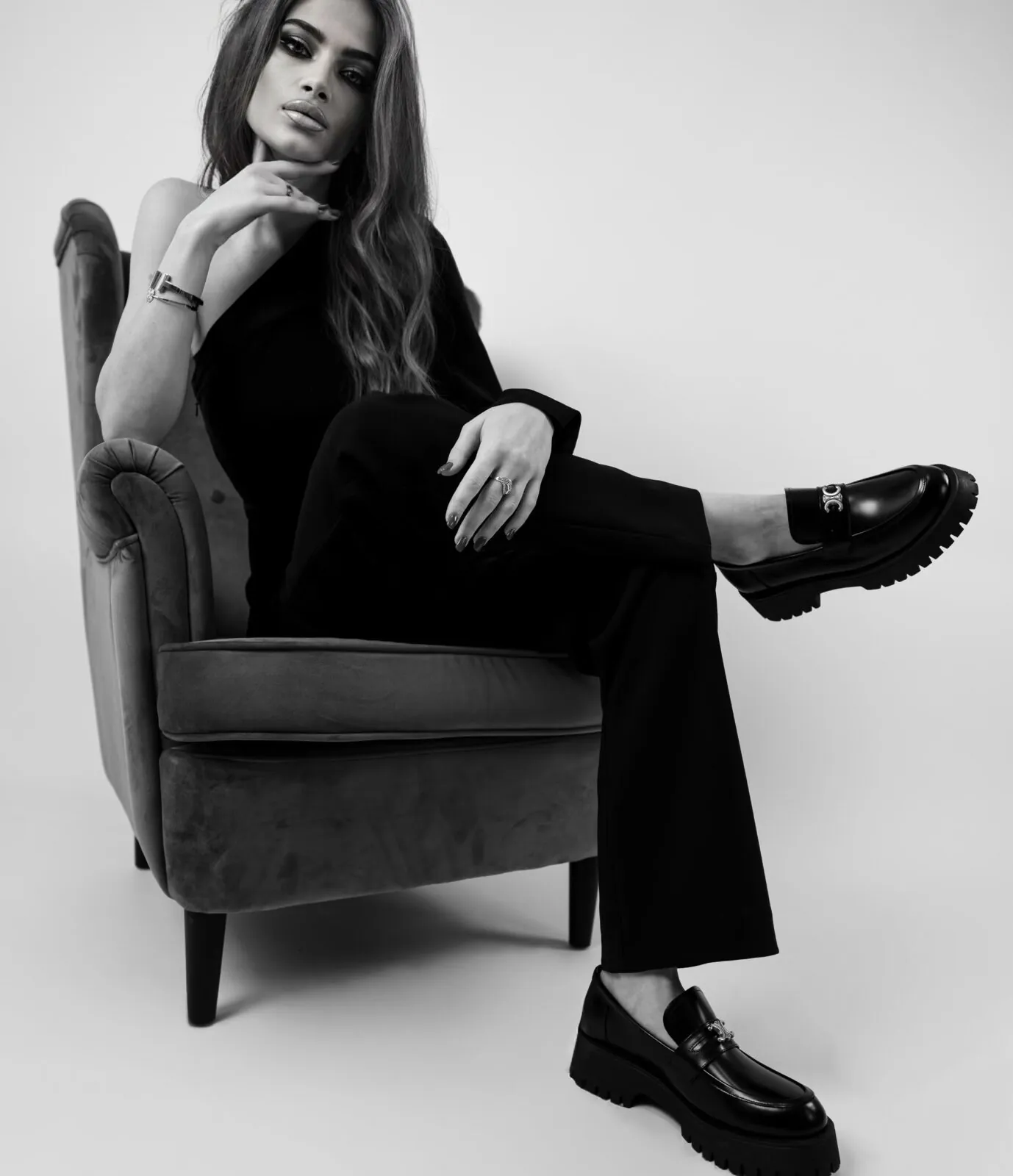 Naslovna - SB Iconic Touch Slika Studio Sara Beljan SB Iconic Touch